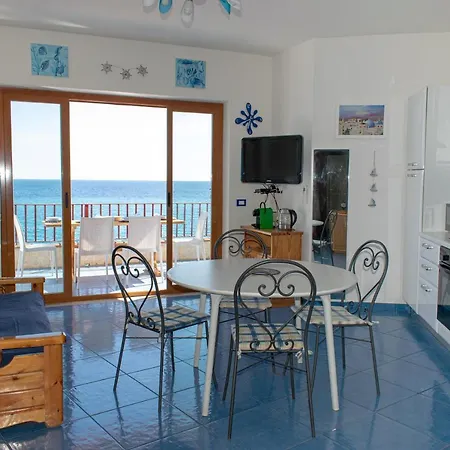 House Acquamarina Апартаменты *