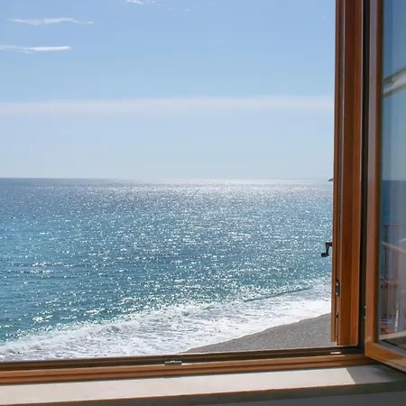 House Acquamarina * Летоянни