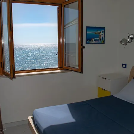 House Acquamarina Летоянни